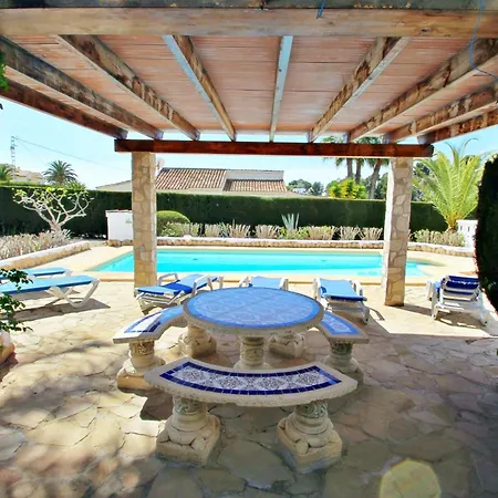 Villa Kathrin - Beautiful Little House In Pretty Grounds With Lovely Views In