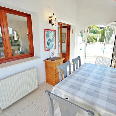 Kathrin - Beautiful Little House In Pretty Grounds With Lovely Views In